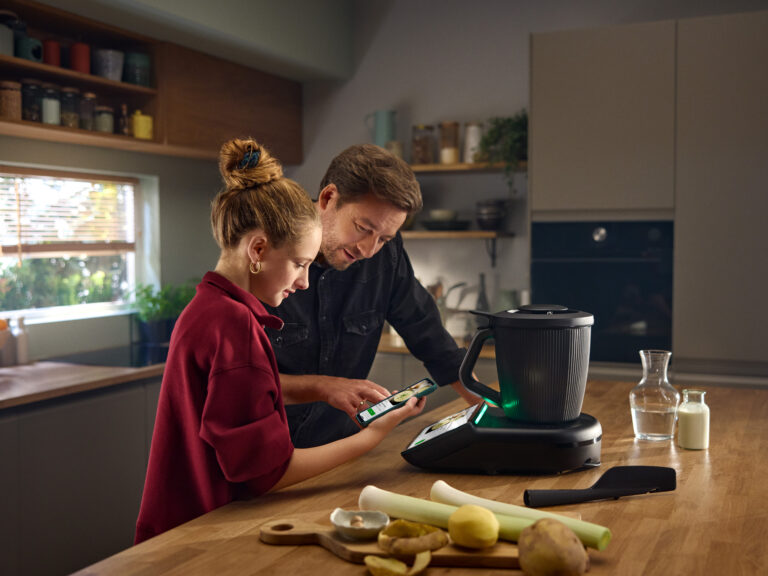 int_master-en_thermomix_tm7-launch_Functionality_Photos_Lifestyle_0131_4x3